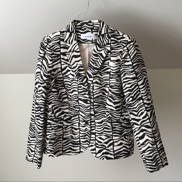 Calvin Klein Jackets & Blazers - CALVIN KLEIN Zebra Print Ivory Black Blazer Jacket